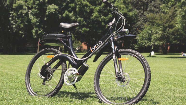 Cidades Inteligentes e a Ascensão das Bikes Elétricas na Mobilidade Urbana